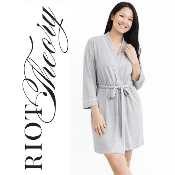 ๐๐๐๐ ๐ฏ๐ฝ๐๐๐๐ | Parker Robe - Heather Grey - Picture 1 of 3